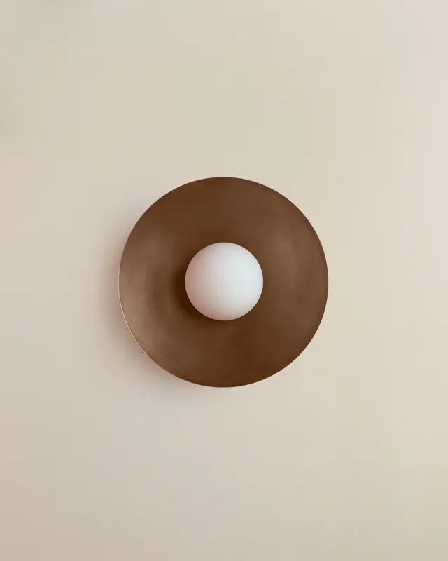 Arundel Orb Surface Mount – Patina Brass / Bone / Slim (ADA)